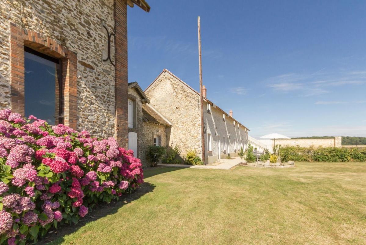 La Ferme De Presles Villa Menainville Exterior photo